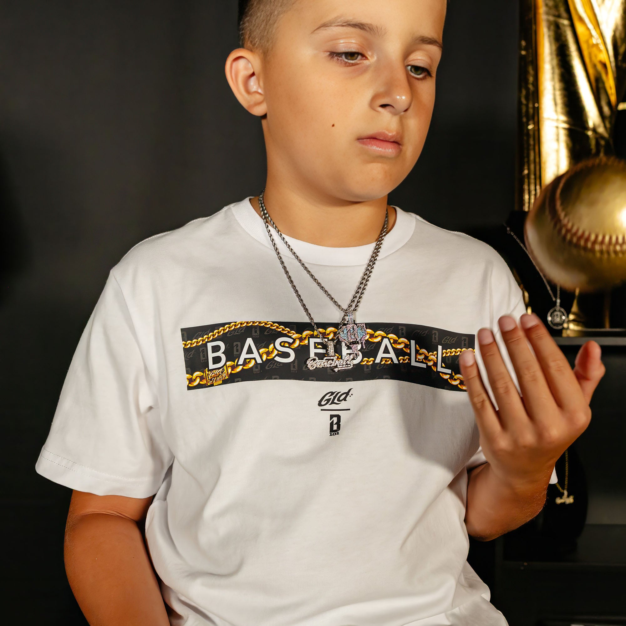 Youth model wearing White Gold BL101 Drip Plate necklace