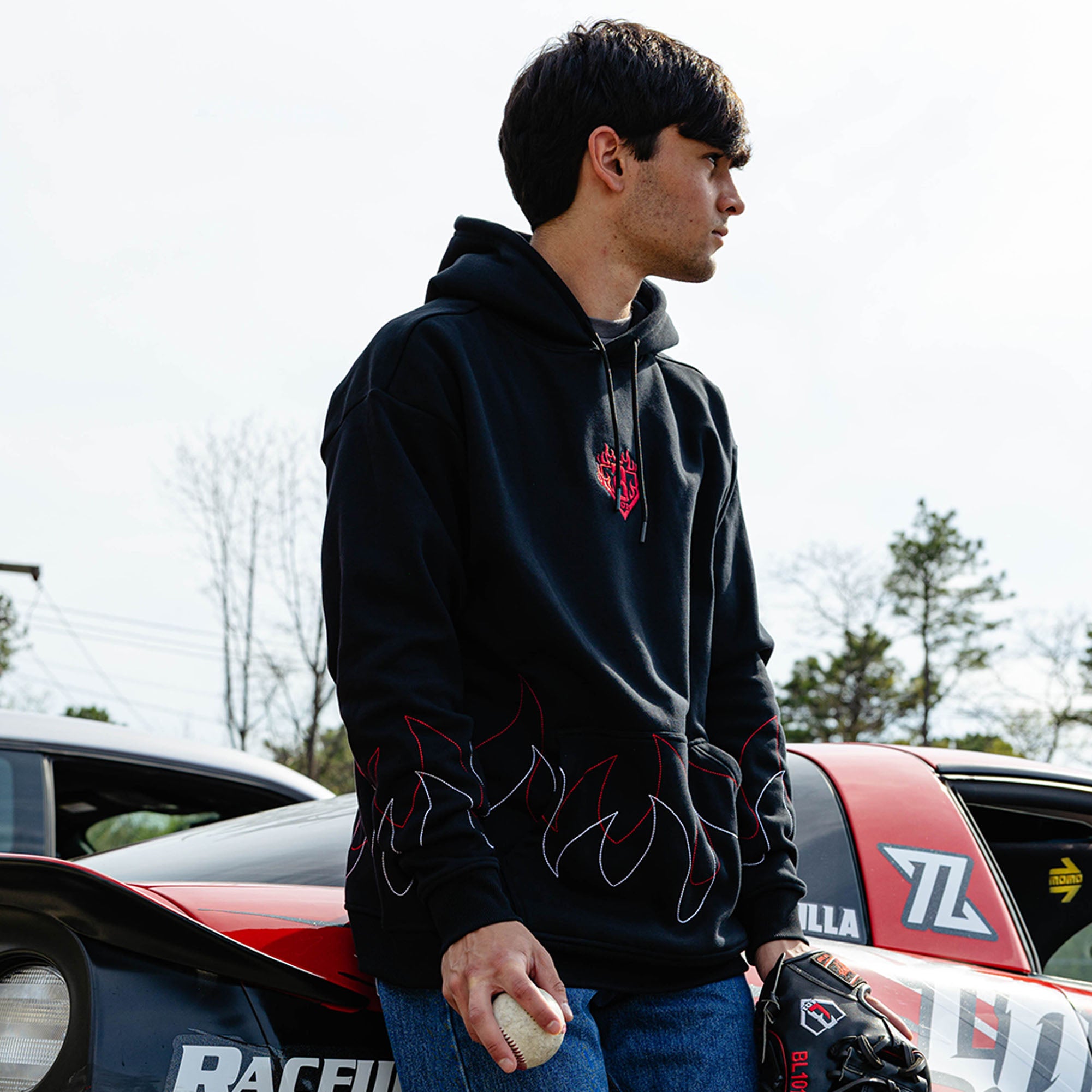 CHALLENGER Black Flame Graphic Hoodie L