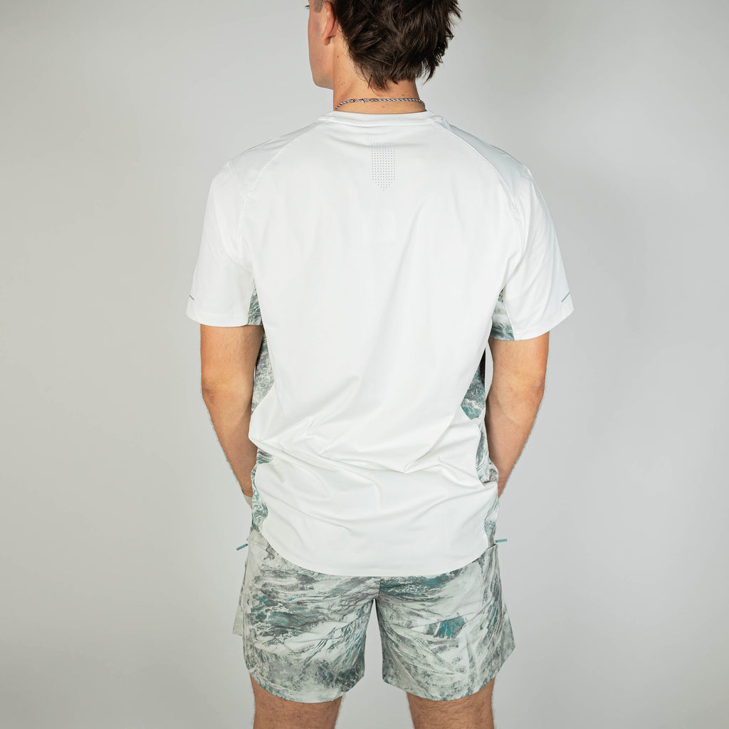 Adult model wearing gray Realtree Aspect Pro Series V2 Camo shorts with liner