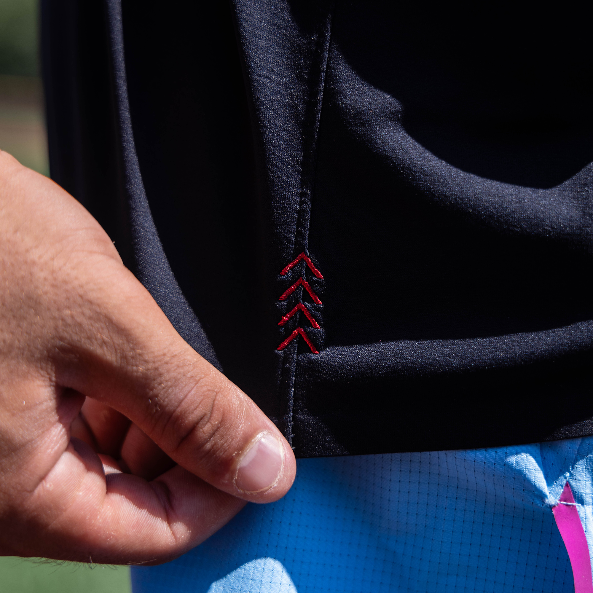 Diamond Tech Youth Vented Tee - Black/White