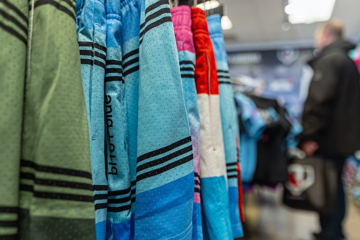 Bl101 Store Tanger Outlets Riverhead BL101 Outlet Store - Baseball Lifestyle 101