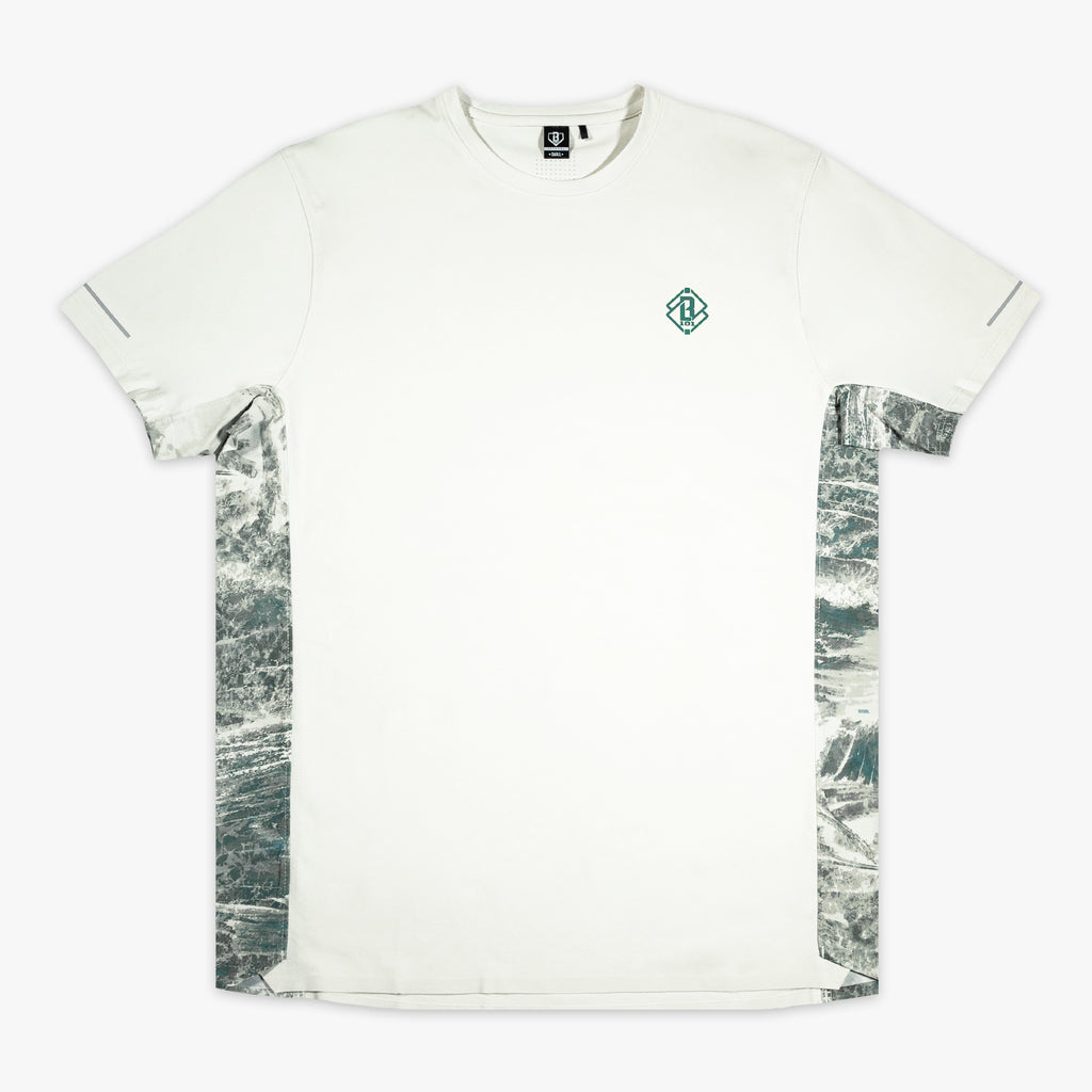 White Realtree Aspect Diamond Tech Camo vented tee — front view