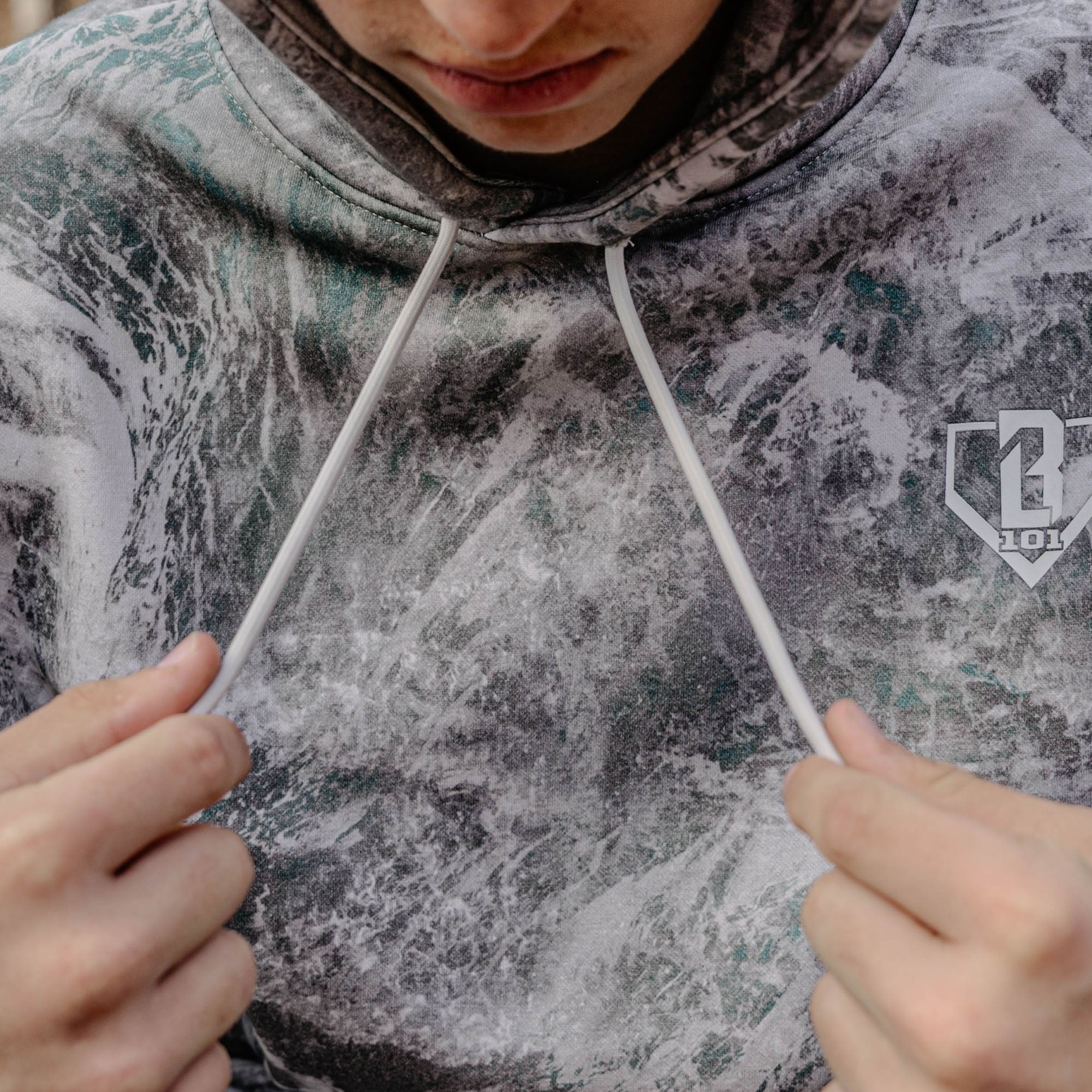 Realtree Baseline Youth Hoodie - Arctic - Baseball Lifestyle 101